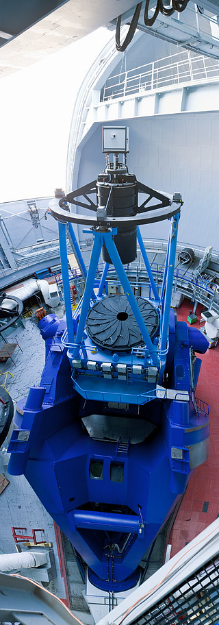 Vertical panorama of the ESO 3.6-metre telescope