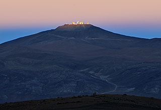 First Rays of Sun at the VLT 