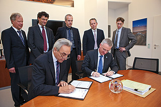 ESO Headquarters Extension Contract