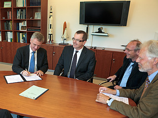 A new contract for the publication of the scientific journal 