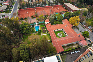 Vitacura guesthouse from above