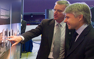 Lord Drayson opens JENAM 2009