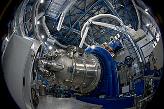 The HAWK-I Instrument at the VLT 