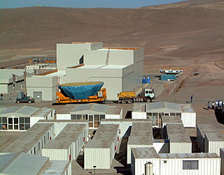 Mirror Installed on First VLT Unit Telescope