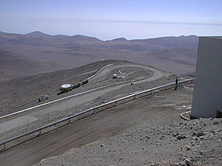Installation of M1 Cell with Dummy Mirror on VLT UT2