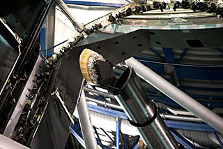 The VLT’s Primary and Tertiary Mirrors