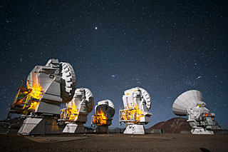 ALMA antennas at work