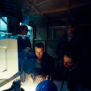 Engineers at the VLT