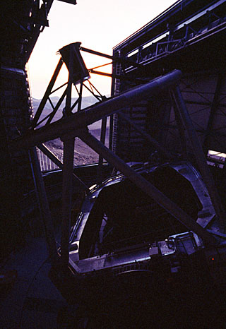 VLT Unit Telescope at Paranal