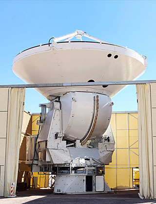 Assembly of a European ALMA Antenna