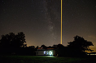 Et maleri af laser og lys