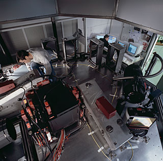 UVES being assembled