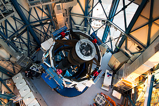 The VLT Survey Telescope (VST)