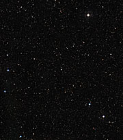 Vue à grand champ de la région entourant l'étoile de type Soleil HIP 102152