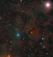  Overzichtsfoto van het hemelgebied rond de jonge ster HL Tauri
