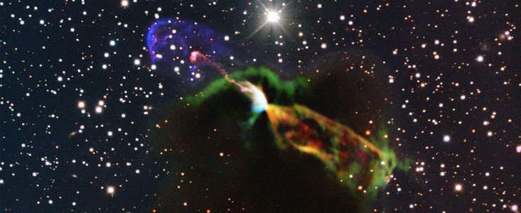 Imagem composta com observações ALMA e NTT de uma estrela recém nascida