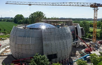 Completata la costruzione dell'edificio della Supernova dell'ESO