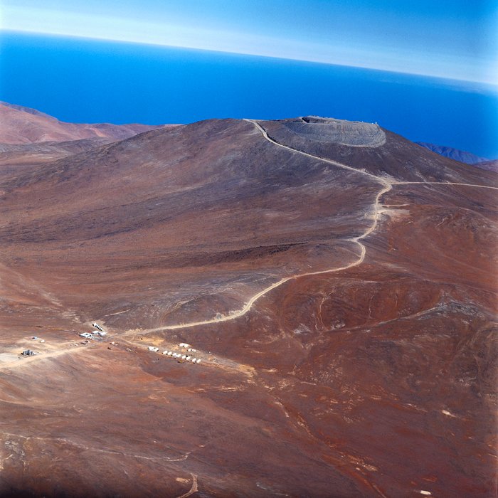 A bird's eye view of Paranal in 1994.