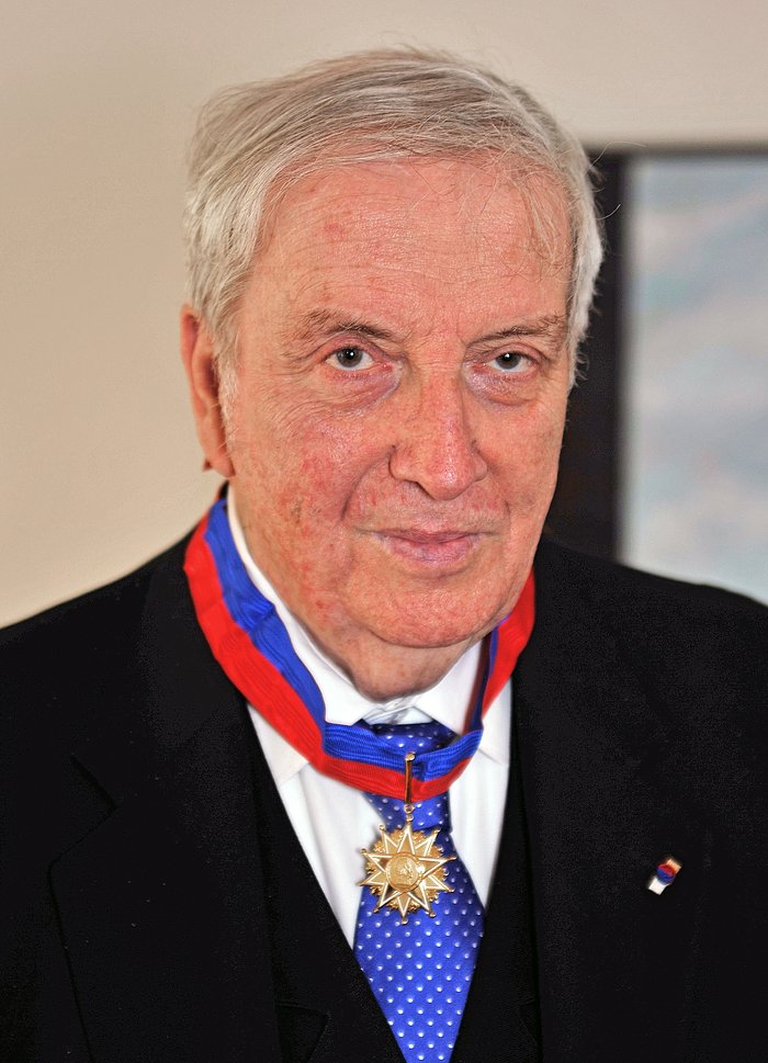 Hans-Emil Schuster receives prestigious Chilean state award for his contribution to astronomy