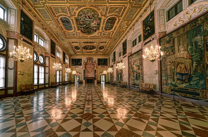 Oslava 50. výročí ESO v Císařském paláci Mnichovského paláce
