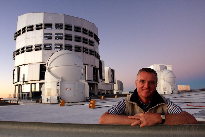 Prof. Tim de Zeeuw visiting Paranal Observatory