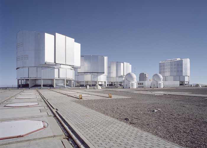 Paranal observing platform with AT1 and AT2