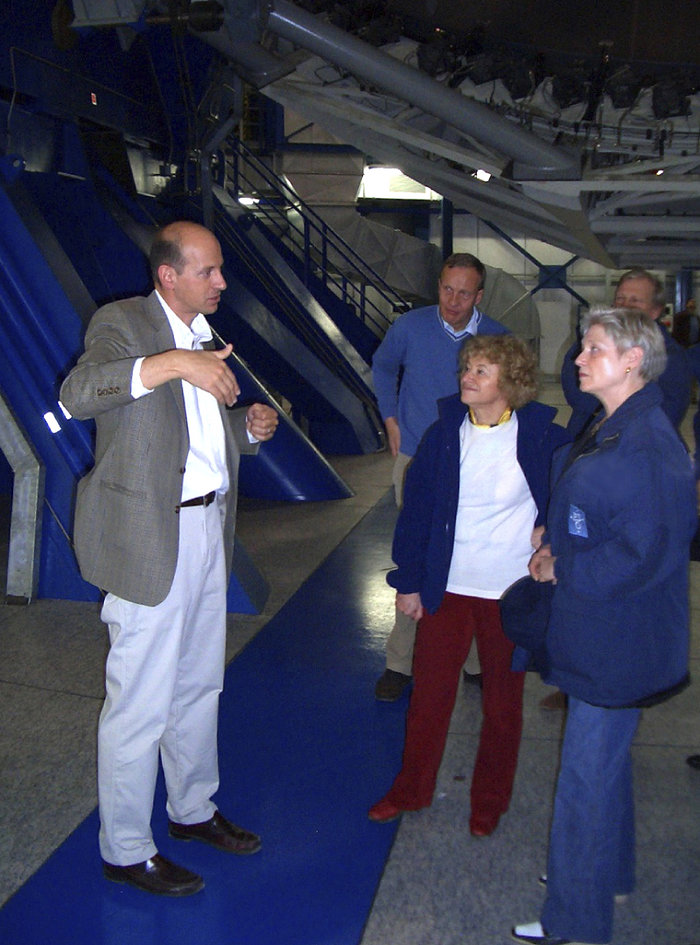 Dutch Minister Maria van der Hoeven at Paranal - II