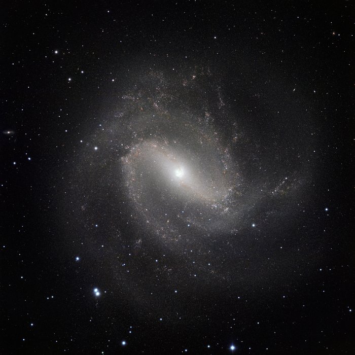 Den klassiske spiralgalakse Messier 83 set i infrarødt lys med HAWK-I
