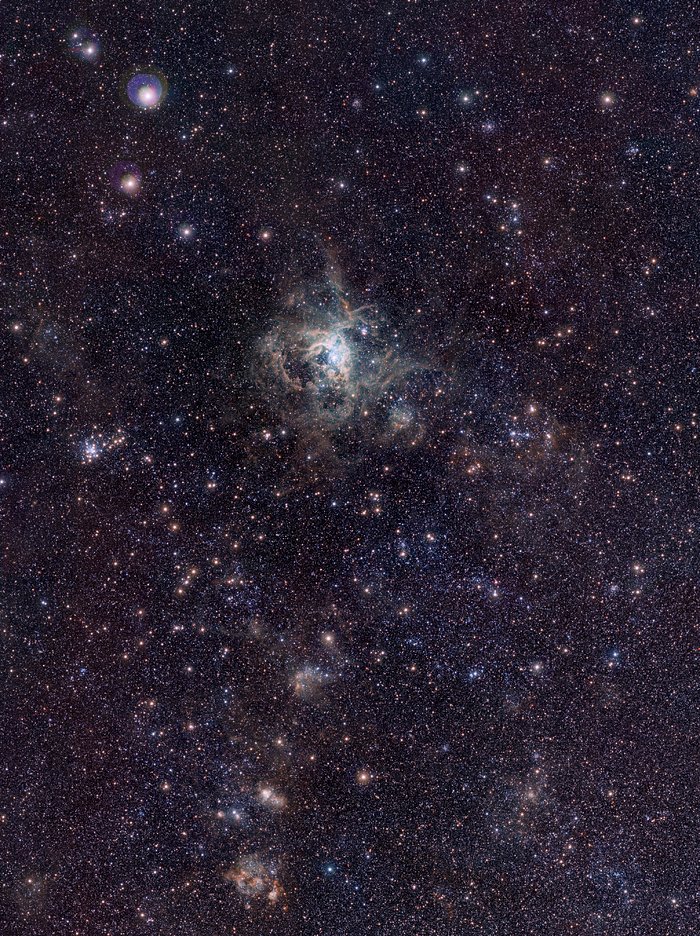 Rastreio VISTA das Nuvem de Magalhães: imagem da Nebulosa da Tarântula