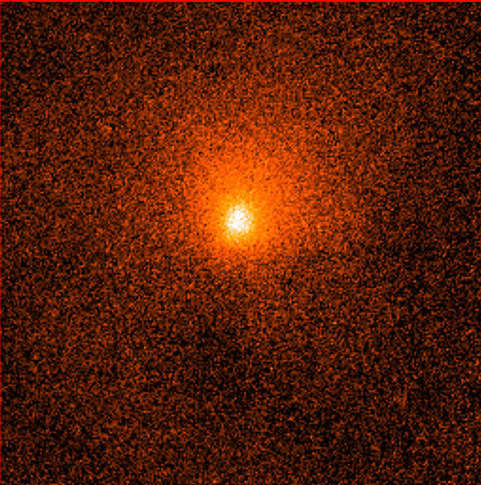 Immagine con ottiche adattive della cometa di Hale-Bopp