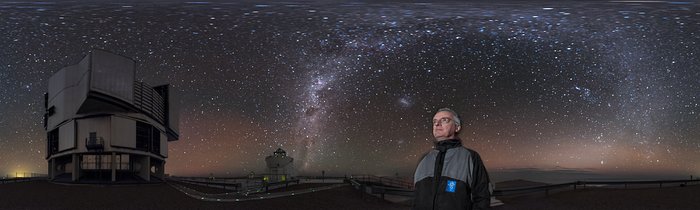 ESO Director General at the VLT