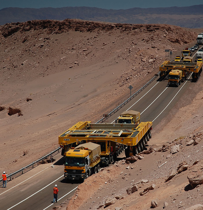 ALMA transporters arrive in Chile