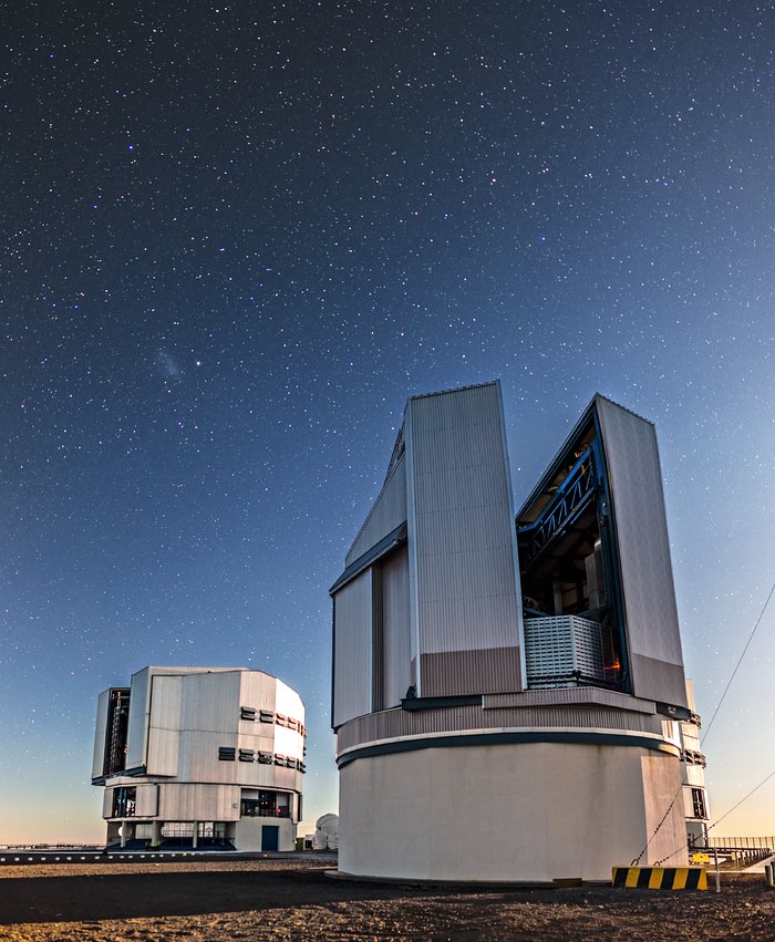 The VLT Survey Telescope at twilight