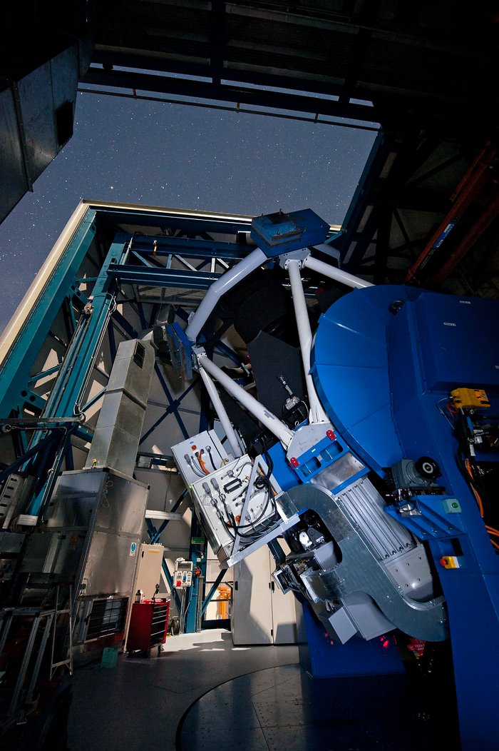 The VLT Survey Telescope (VST)