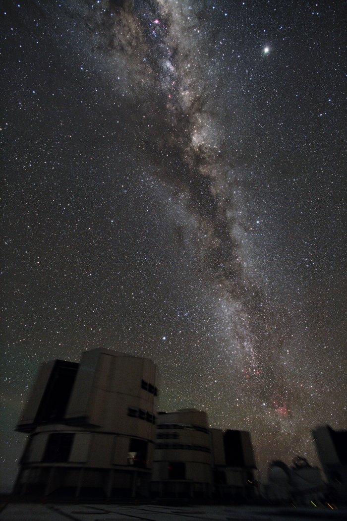 Fotografia de grupo do VLT e da Galáxia