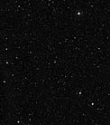 Imagen de campo amplio de la región que rodea a la estrella similar al Sol HIP 102152