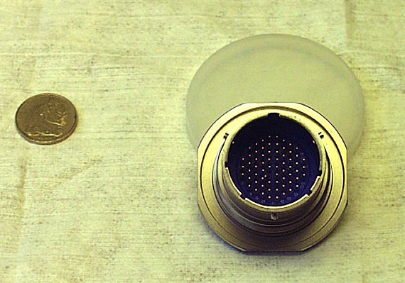 Vacuum connector