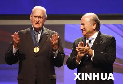 Photo:<!--###IMAGE_BRIEF###-->