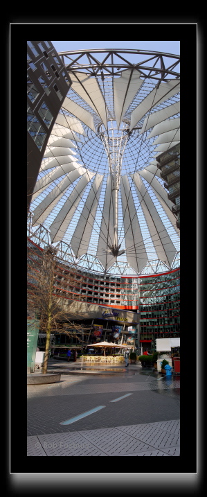 Berlin_SonyCentre_XPan.tif