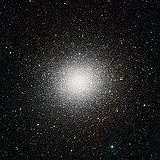 Imagen del gigantesco cúmulo globular Omega Centauri tomada por el VST