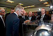 Príncipe Felipe de Bélgica visita oficinas de ESO en Santiago, Chile