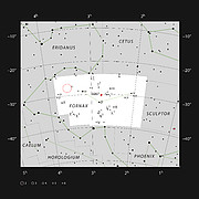 Il campo ultra profondo di Hubble nella costellazione della Fornace