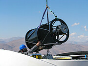 Test-Bed Telescope 2 tas emot i kupolen