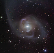 NGC 7727: Galaktický tanec pohledem dalekohledu VLT