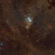 Vidvinkelbild av himmelsområdet kring Konnebulosan