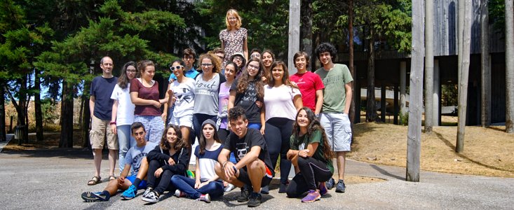 Schülerinnen und Schüler beim AstroCamp