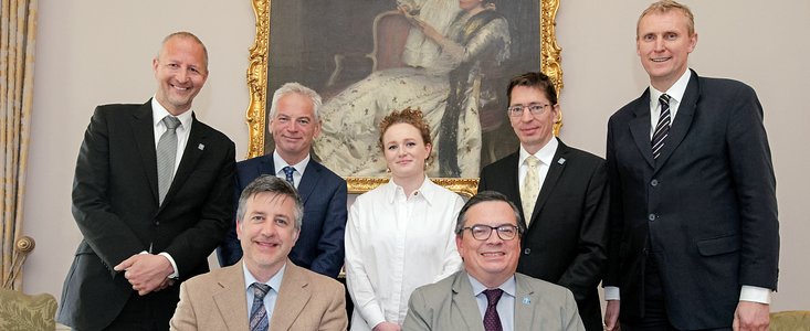 ESO and Irish Research Council sign studentship programme agreement