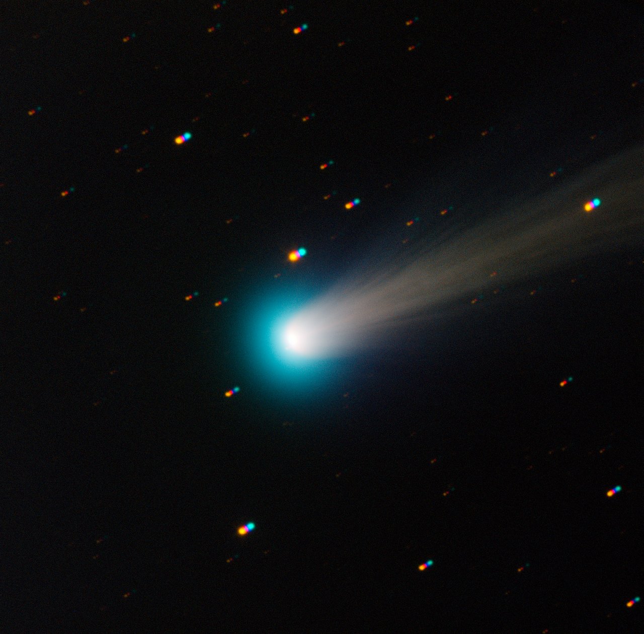 Komet C/2012 S1 (ISON) dipotret dengan teleskop TRAPPIST di Observatorium La Silla milik ESO pada tanggal 15 November 2013 pagi.