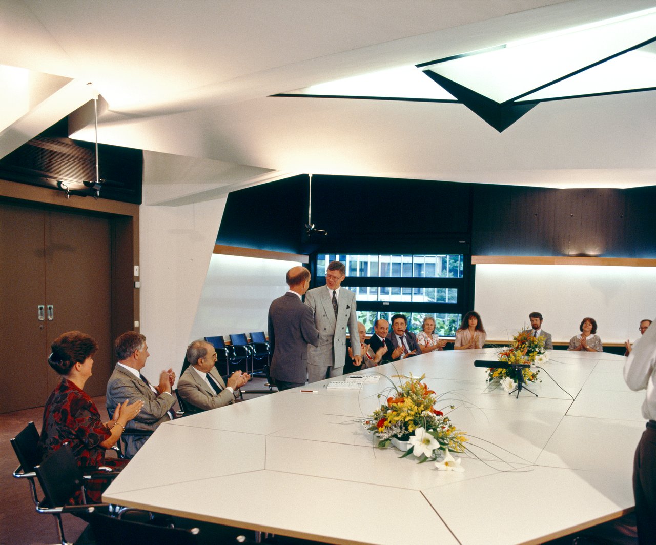 REOSC contract signing ESO France