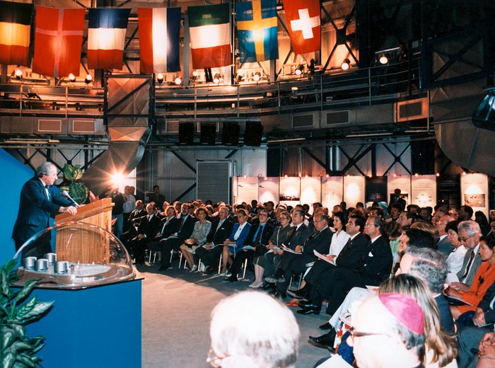 VLT inauguration, 1996